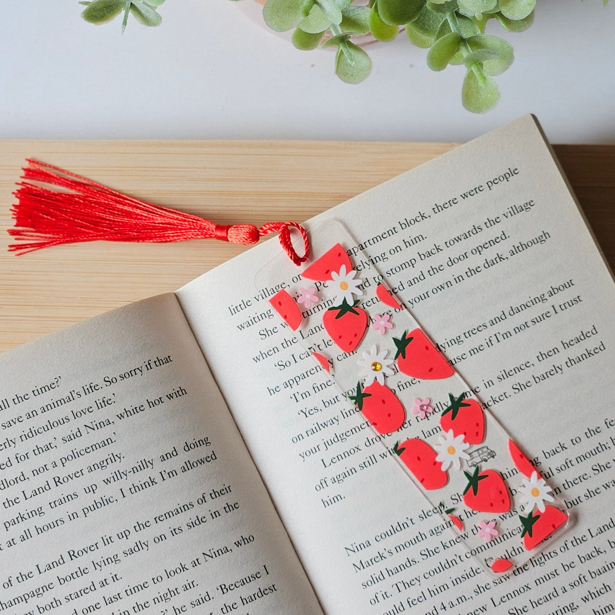 Strawberry Bookmark with Tassel 🍓 Free Delivery
